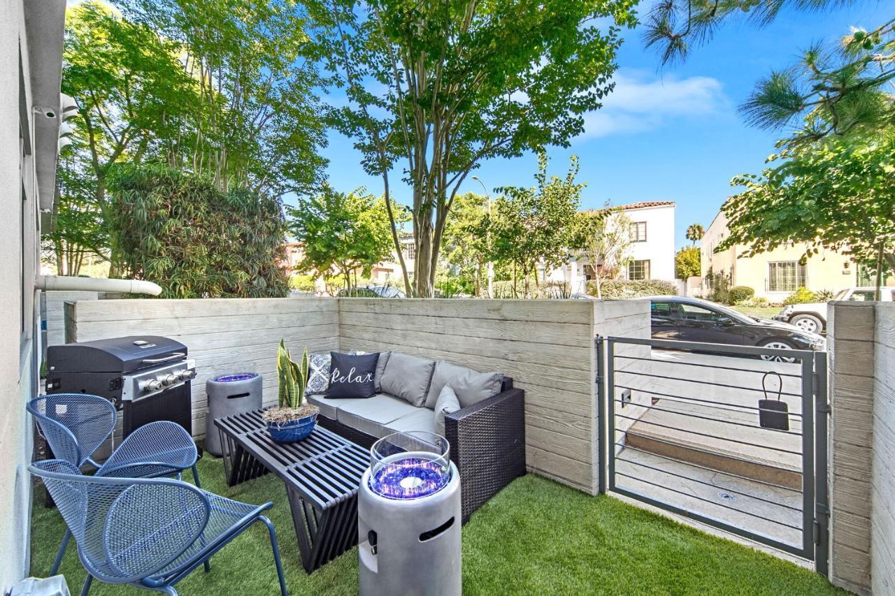 Beverly Grove Chic City Oasis 2 Bedroom Apt With Den 138 ロサンゼルス エクステリア 写真