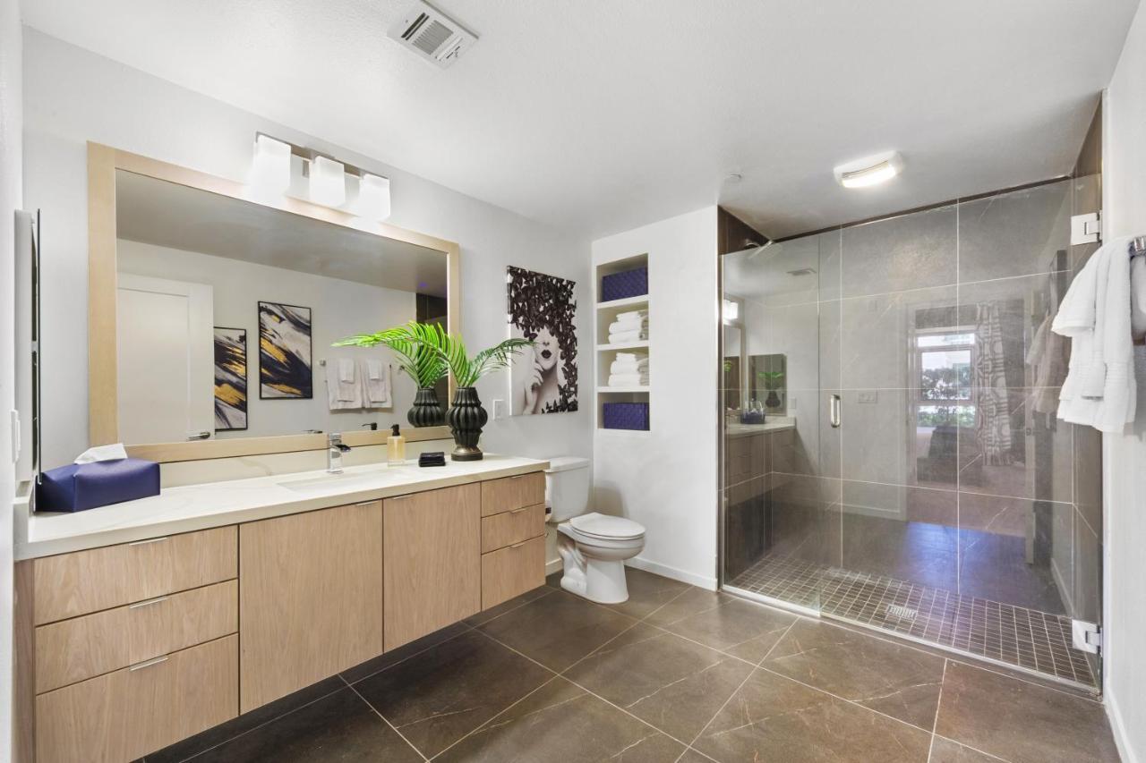 Beverly Grove Chic City Oasis 2 Bedroom Apt With Den 138 ロサンゼルス エクステリア 写真