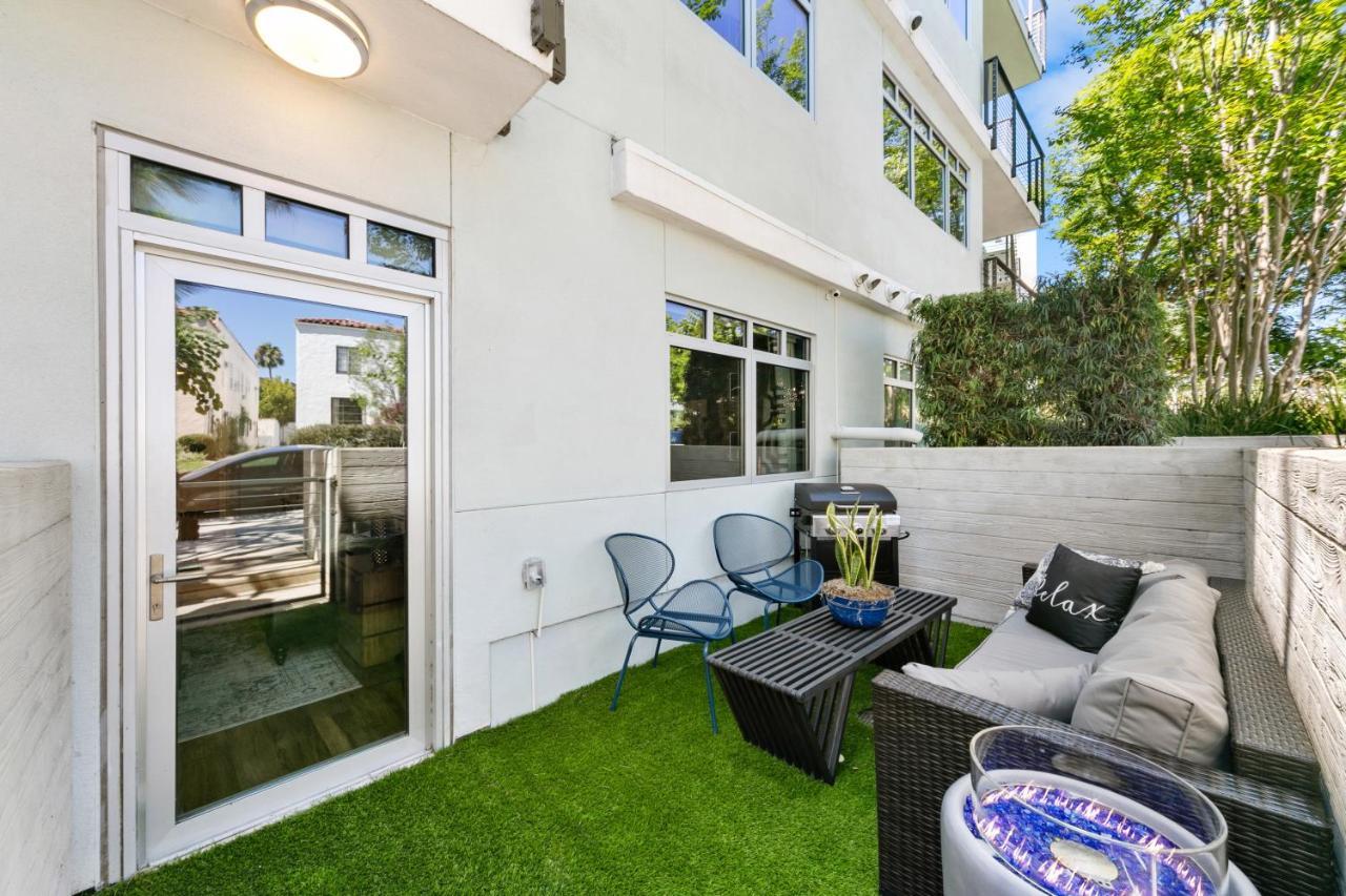 Beverly Grove Chic City Oasis 2 Bedroom Apt With Den 138 ロサンゼルス エクステリア 写真