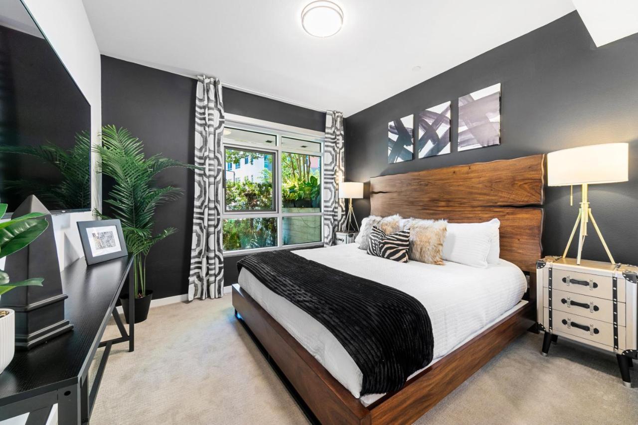 Beverly Grove Chic City Oasis 2 Bedroom Apt With Den 138 ロサンゼルス エクステリア 写真