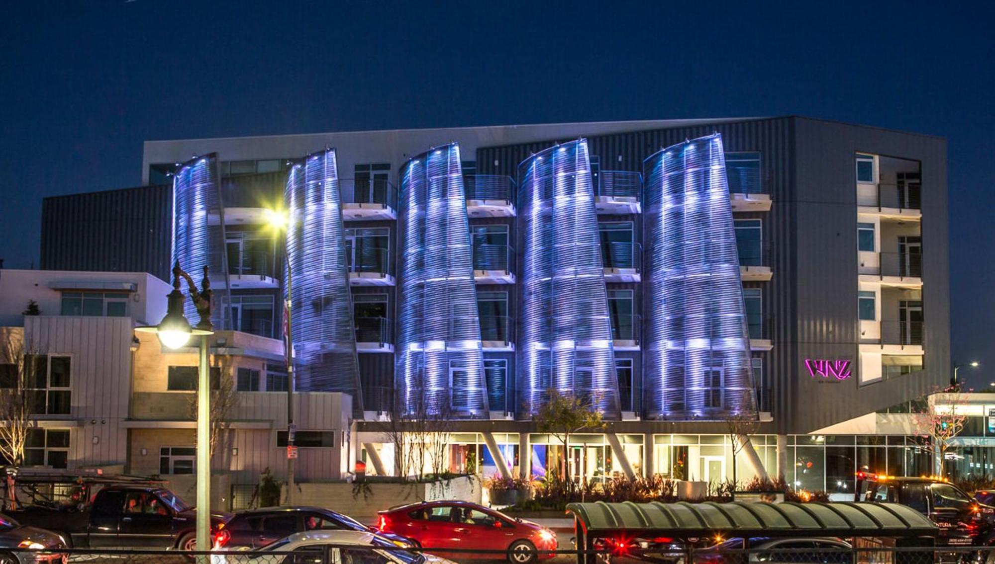 Beverly Grove Chic City Oasis 2 Bedroom Apt With Den 138 ロサンゼルス エクステリア 写真