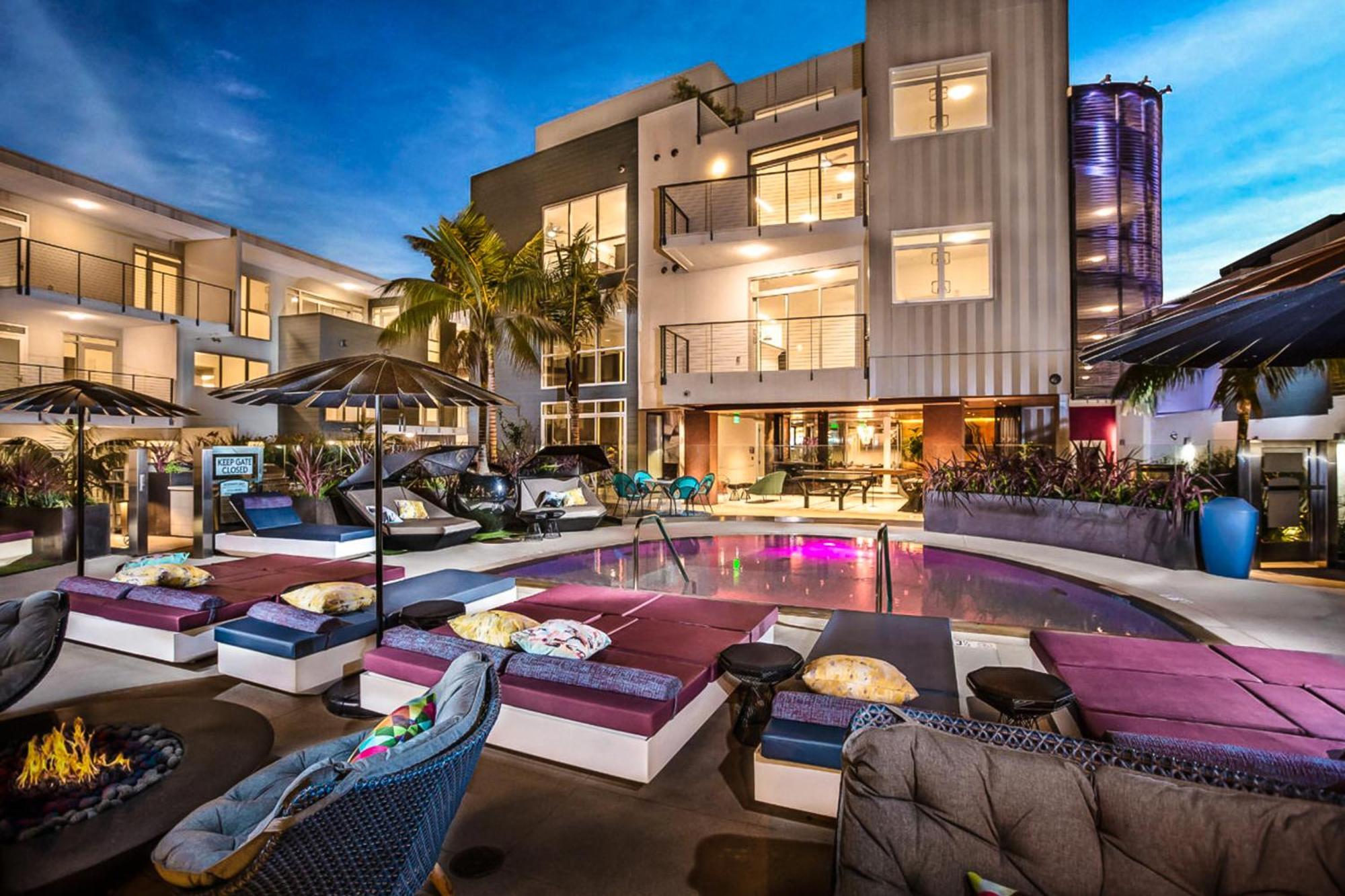 Beverly Grove Chic City Oasis 2 Bedroom Apt With Den 138 ロサンゼルス エクステリア 写真